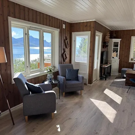 Braten In Skaland Feriehus *