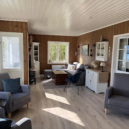 Feriehus Braten In Skaland Senja